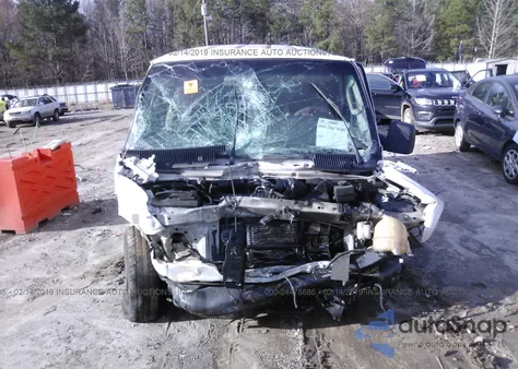 2005 Ford E-150 Recreational/Commercial from USA, damaged, VIN 1FTRE14W75HA03712